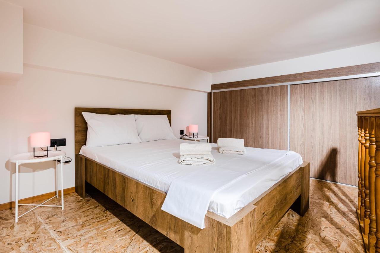 Uncover Kalamata'S Hidden Gem - Cosy City Nest Экстерьер фото